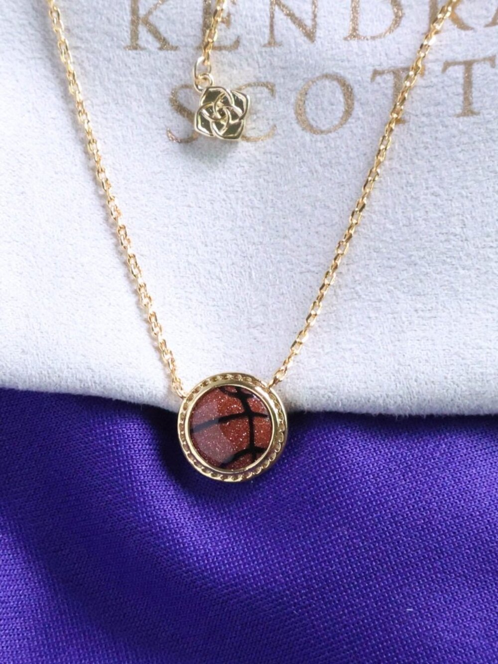 Kendra Scott Basketball Short Necklace Orange Goldstone - Picture 2 of 2